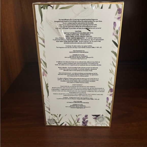 Lavender Fields Reed Diffuser Set - Picture 2 of 2